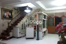 Rumah Minimalis 4 KT di Pondok Gede Jakarta Timur Full Furnished Rumah Minimalis 4 KT di Pondok Gede Jakarta Timur Full Furnished