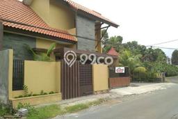 Dijual Cepat Rumah Bagus Siap Huni LB 105m2 di Colomadu, Karanganyar Dijual Cepat Rumah Bagus Siap Huni LB 105m2 di Colomadu, Karanganyar