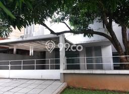 For Sale! Luxury House LT 200m2 Desain Elegan di Pondok Indah For Sale! Luxury House LT 200m2 Desain Elegan di Pondok Indah