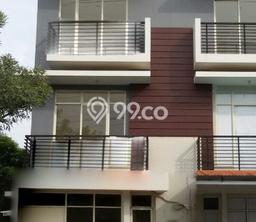 Jual Rumah Modern 3 KT di Pantai Indah Kapuk, Jakarta Utara Jual Rumah Modern 3 KT di Pantai Indah Kapuk, Jakarta Utara