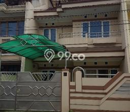 Rumah Asri di Green garden, Dekat Green garden, Jakarta Barat, Jakarta Barat - LT 140m² Rumah Asri di Green garden, Dekat Green garden, Jakarta Barat, Jakarta Barat - LT 140m²