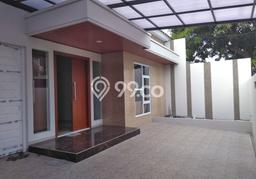 Rumah Modern Cantik 3 Kamar Siap Huni di Semarang Selatan Rumah Modern Cantik 3 Kamar Siap Huni di Semarang Selatan