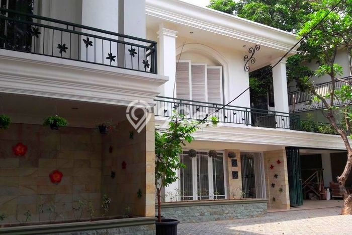 Rumah Elit LB 1000m2 Siap Huni Desain Elegan di Ampera, Jakarta Selatan Rumah Elit LB 1000m2 Siap Huni Desain Elegan di Ampera, Jakarta Selatan