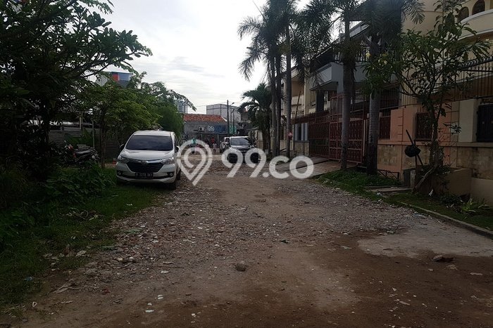 Rumah Elit LB 200m2 Siap Pakai Desain Elegan di Kedoya, Jakarta Barat Rumah Elit LB 200m2 Siap Pakai Desain Elegan di Kedoya, Jakarta Barat