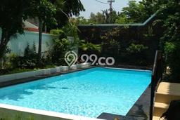 Rumah Mewah di Lingkungan Elit Jl. Simprug Golf, Jakarta Selatan Rumah Mewah di Lingkungan Elit Jl. Simprug Golf, Jakarta Selatan