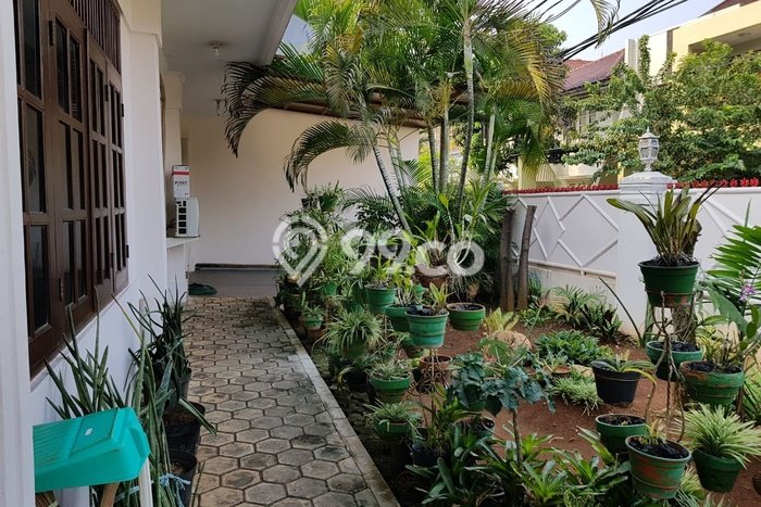 Siap Huni Rumah Mewah 5 Kamar di Tebet Dekat ke Mana Saja Siap Huni Rumah Mewah 5 Kamar di Tebet Dekat ke Mana Saja