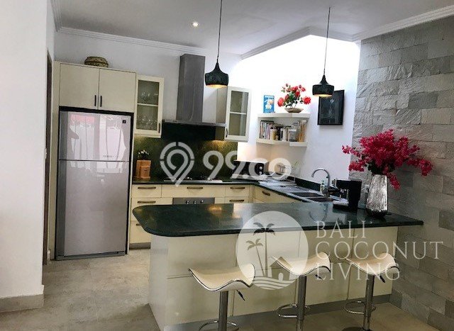 Rumah kawasan Seminyak, Badung, LT 112m² Bangunan 200m² Rumah kawasan Seminyak, Badung, LT 112m² Bangunan 200m²