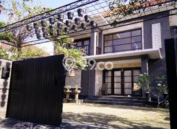 Rumah Sewa Denpasar LT 300m2 LB 300m2 Area Sidakarya Rumah Sewa Denpasar LT 300m2 LB 300m2 Area Sidakarya