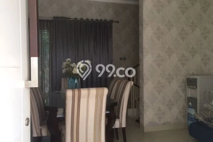 Rumah Kontrakan Tangerang Selatan LT 204m2 LB 210m2 Area Bintaro Rumah Kontrakan Tangerang Selatan LT 204m2 LB 210m2 Area Bintaro