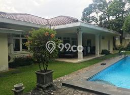Rumah area Kemang, 3 KM, Area Asri, Luas 1000m² LB 450m² Rumah area Kemang, 3 KM, Area Asri, Luas 1000m² LB 450m²