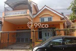 Rumah di Griya Shanta, Malang, LT 126m² Bangunan 150m² - JUAL CEPAT! Rumah di Griya Shanta, Malang, LT 126m² Bangunan 150m² - JUAL CEPAT!