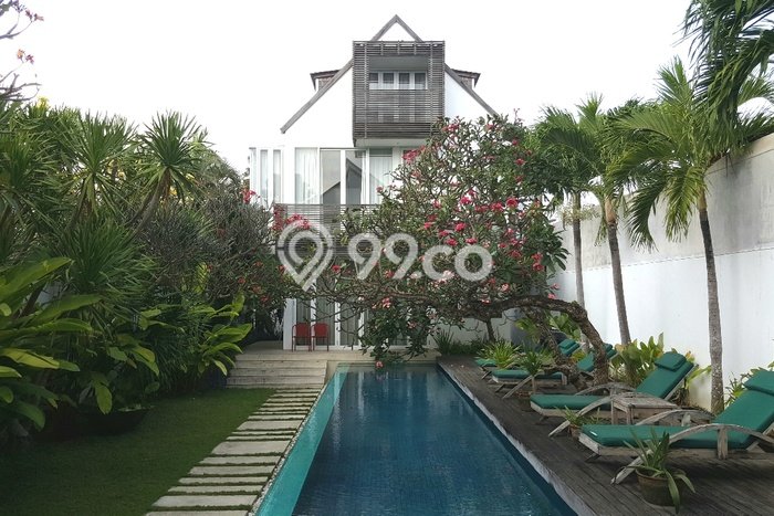 Rumah Luxury Modern Tanpa Renovasi di Petitenget Badung Rumah Luxury Modern Tanpa Renovasi di Petitenget Badung