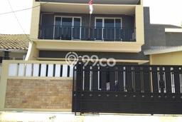 Rumah Mewah LB 270m2 Siap Pakai Desain Elegan di Serpong Villa Melati Mas, Tangerang Selatan Rumah Mewah LB 270m2 Siap Pakai Desain Elegan di Serpong Villa Melati Mas, Tangerang Selatan