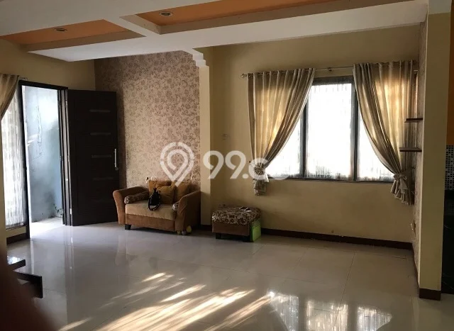 Disewakan Rumah Murah di Cireundeu Tangerang dengan 2 Kamar Tidur Disewakan Rumah Murah di Cireundeu Tangerang dengan 2 Kamar Tidur