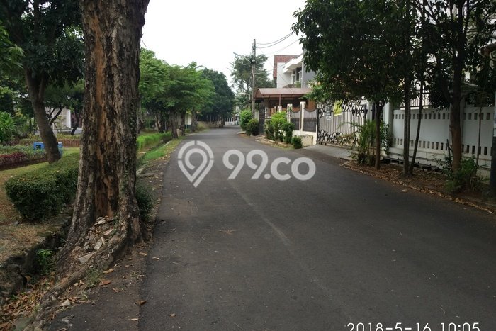 Rumah Elit LB 600m2 Siap Huni Desain Elegan di Meruya, Jakarta Barat Rumah Elit LB 600m2 Siap Huni Desain Elegan di Meruya, Jakarta Barat