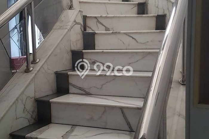 Best Deal Hunian Premium Ideal dan Luas di Kebon Jeruk, Jakarta Barat Best Deal Hunian Premium Ideal dan Luas di Kebon Jeruk, Jakarta Barat