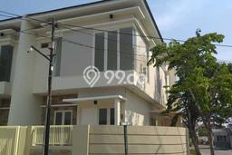 Bisa KPR! Rumah Kenjeran, Surabaya, LT 120m² LB 194m² Bisa KPR! Rumah Kenjeran, Surabaya, LT 120m² LB 194m²