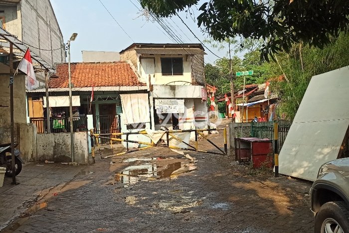 For Sale Rumah 3 Kamar Lokasi Ideal Nyaman dan Strategis di Larangan For Sale Rumah 3 Kamar Lokasi Ideal Nyaman dan Strategis di Larangan
