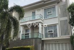 Rumah Elit Modern Tanpa Renovasi di Pantai Indah Kapuk Jakarta Utara Rumah Elit Modern Tanpa Renovasi di Pantai Indah Kapuk Jakarta Utara