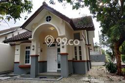 Jual Rumah Bagus Siap Huni LB 111m2 di Ciputat, Tangerang Selatan Jual Rumah Bagus Siap Huni LB 111m2 di Ciputat, Tangerang Selatan