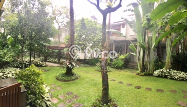 Hunian Minimalis dengan LT 200m2 & LB 250m2 Disewakan di Cipete Hunian Minimalis dengan LT 200m2 & LB 250m2 Disewakan di Cipete