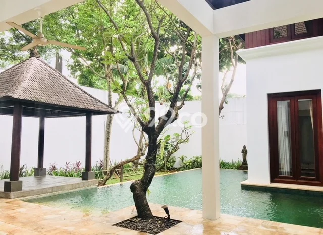 Disewakan! Rumah 5 Kamar Tidur &
4 Kamar Mandi di Cipete, Jakarta Selatan Disewakan! Rumah 5 Kamar Tidur &
4 Kamar Mandi di Cipete, Jakarta Selatan