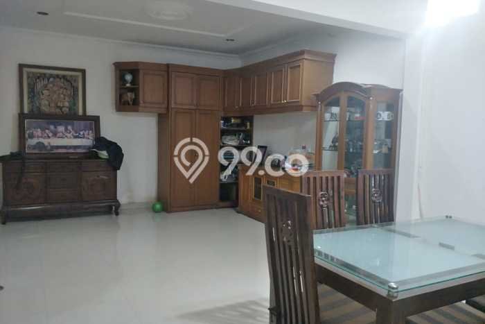 Rumah Luxury Modern Siap Huni di Kedoya Jakarta Barat Rumah Luxury Modern Siap Huni di Kedoya Jakarta Barat