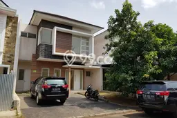 Jual Rumah Eksklusif 3 KT di Grand Wisata, Bekasi Jual Rumah Eksklusif 3 KT di Grand Wisata, Bekasi