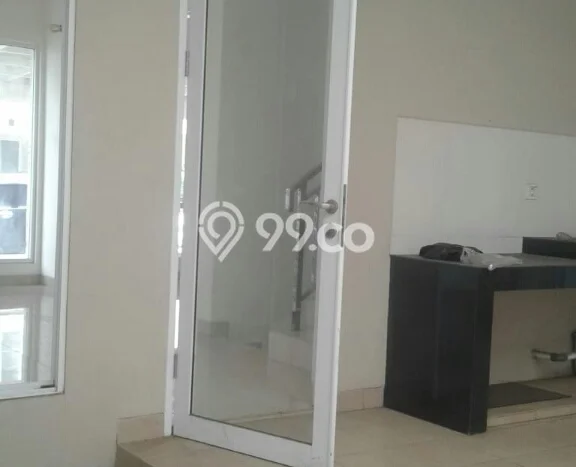 Rumah sewa siap pakai 3 Kamar Tidur di Green Lake City, Jakarta Barat Rumah sewa siap pakai 3 Kamar Tidur di Green Lake City, Jakarta Barat