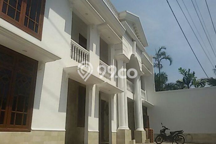 Rumah Bagus Siap Pakai Di Blimbing Luas 1000m2 Aman Rumah Bagus Siap Pakai Di Blimbing Luas 1000m2 Aman
