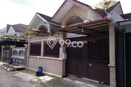 Jual Rumah Bagus Siap Huni LB 140m2 di Solo Baru, Solo Jual Rumah Bagus Siap Huni LB 140m2 di Solo Baru, Solo