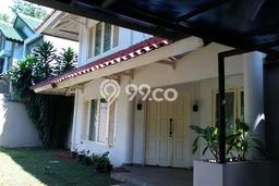 Rumah sewa siap huni 4 KT di Lebak Bulus, Jakarta Selatan Rumah sewa siap huni 4 KT di Lebak Bulus, Jakarta Selatan