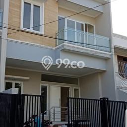 HARGA SPESIAL! Rumah Modern area Kelapa Gading, Jakarta Utara, LT 90m² Bangunan 200m² Bisa Nego! HARGA SPESIAL! Rumah Modern area Kelapa Gading, Jakarta Utara, LT 90m² Bangunan 200m² Bisa Nego!