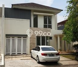 Ready to Use! Luxury House LT 300m2 Desain Modern di BSD Ready to Use! Luxury House LT 300m2 Desain Modern di BSD