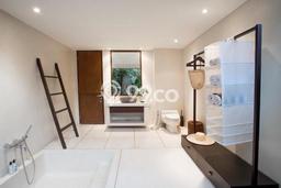 Rumah Kontrakan Badung LT 650m2 LB 200m2 Area canggu Rumah Kontrakan Badung LT 650m2 LB 200m2 Area canggu