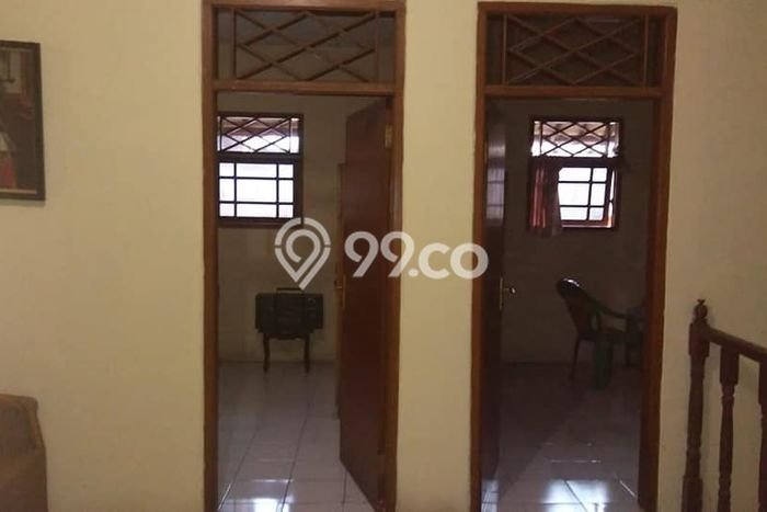 Jual Rumah Strategis Bagus Punya 4 KT di Jatinegara Jakarta Timur SHM Jual Rumah Strategis Bagus Punya 4 KT di Jatinegara Jakarta Timur SHM