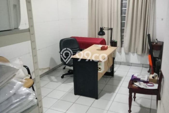 Rumah Elit Modern Tanpa Renovasi di Muara Karang Jakarta Utara Rumah Elit Modern Tanpa Renovasi di Muara Karang Jakarta Utara
