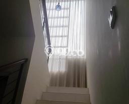 Rumah Elit Modern Siap Huni di Cibubur Jakarta Timur Rumah Elit Modern Siap Huni di Cibubur Jakarta Timur