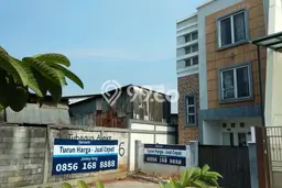Rumah Idaman Keluarga! Rumah Mewah area Grogol, Jakarta Barat, Luas 158m² LB 320m² Rumah Idaman Keluarga! Rumah Mewah area Grogol, Jakarta Barat, Luas 158m² LB 320m²