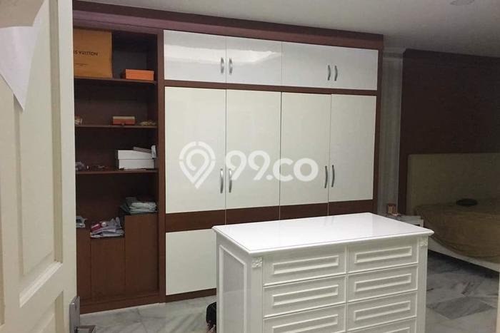 Ready to Use! Premium House LT 200m2 Desain Elegan di Muara Karang Ready to Use! Premium House LT 200m2 Desain Elegan di Muara Karang