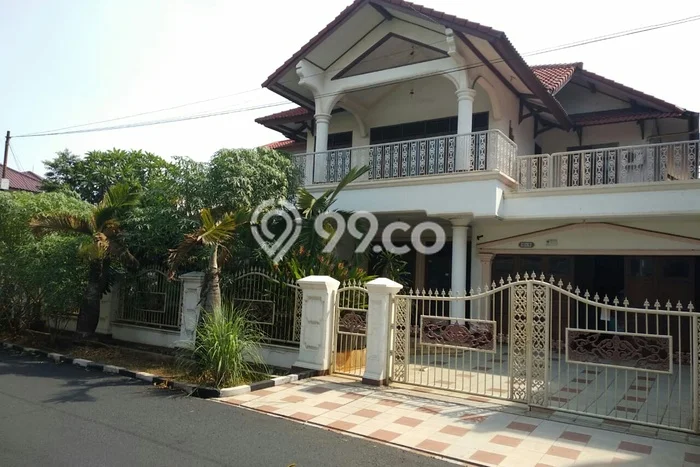 Rumah Elit Modern Tanpa Renovasi di Pondok Kelapa Jakarta Timur Rumah Elit Modern Tanpa Renovasi di Pondok Kelapa Jakarta Timur