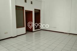 NEW LISTING! Rumah di Taman Kopo Indah, Siap Huni, 5 KT, Dekat Taman Kopo Indah, Bandung, Bandung, LT 144m² Bangunan 144m² NEW LISTING! Rumah di Taman Kopo Indah, Siap Huni, 5 KT, Dekat Taman Kopo Indah, Bandung, Bandung, LT 144m² Bangunan 144m²