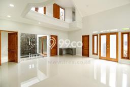 Best Deal Hunian Mewah Ideal dan Luas di Manahan, Solo Best Deal Hunian Mewah Ideal dan Luas di Manahan, Solo