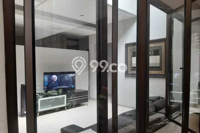 Dijual Rumah Premium dengan Fasilitas Sekitar Komplit di Cinere, Depok Dijual Rumah Premium dengan Fasilitas Sekitar Komplit di Cinere, Depok