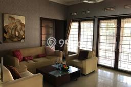 Rumah Mewah LB 350m2 Siap Huni Desain Elegan di Dago, Bandung Rumah Mewah LB 350m2 Siap Huni Desain Elegan di Dago, Bandung