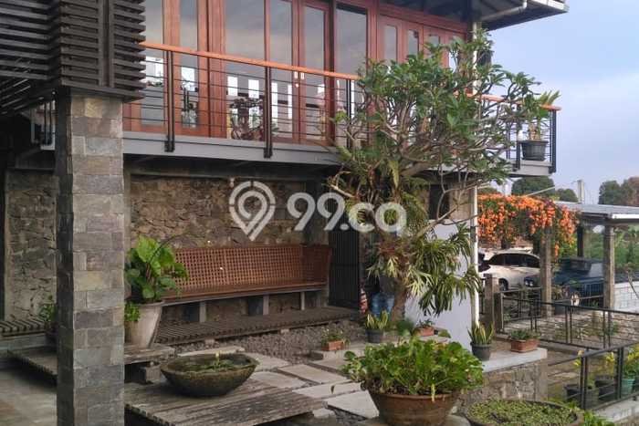 Hunian Elit LB 400m2 Siap Pakai Desain Elegan di Lembang, Bandung Hunian Elit LB 400m2 Siap Pakai Desain Elegan di Lembang, Bandung