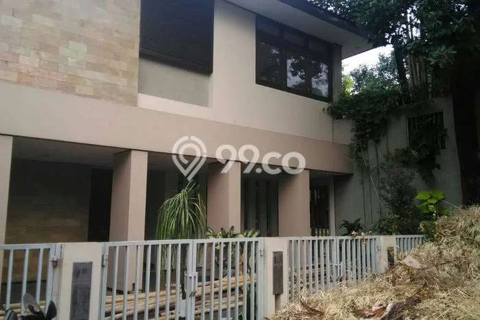 Rumah Kontrakan Jakarta Selatan LT 450m2 LB 570m2 Area Kuningan Rumah Kontrakan Jakarta Selatan LT 450m2 LB 570m2 Area Kuningan