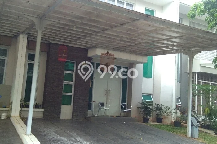 Rumah Sewa Jakarta Barat LT 144m2 LB 147m2 Kawasan Green Lake City Rumah Sewa Jakarta Barat LT 144m2 LB 147m2 Kawasan Green Lake City