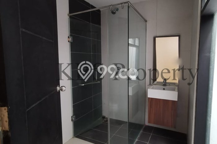 Rumah 3 KT 3 KM LT 105m², LB 100m² di Nagoya, Batam Rumah 3 KT 3 KM LT 105m², LB 100m² di Nagoya, Batam