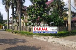 Ready to Use! Premium House LT 430m2 Desain Elegan di Lebak Bulus Ready to Use! Premium House LT 430m2 Desain Elegan di Lebak Bulus